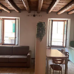 Bed On The Monolocale Vista Apartamento