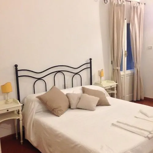 Cosy House Bed and Breakfast Φλωρεντία 3*,